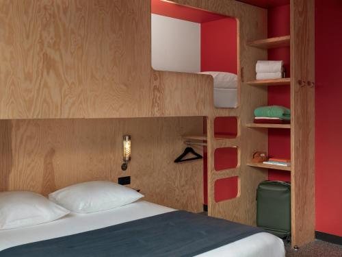 Eklo Hotels Nantes Centre - Île de Nantes - image 5