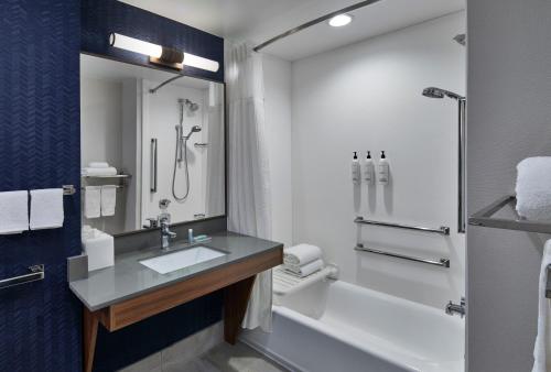 Wingate by Wyndham LaGrange in LaGrange, USA