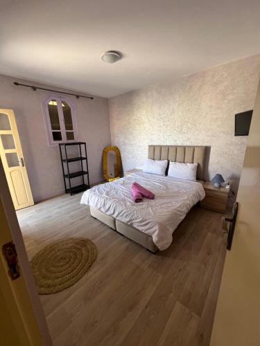 villa sultana guesthouse in 샤라프