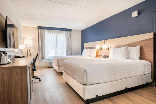 La Quinta by Wyndham Danbury - image 25