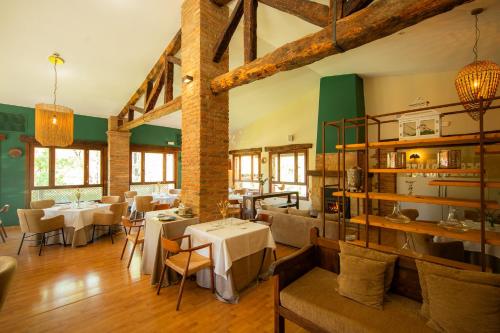 Étterem, Hospedium Hotel Rural Ruta Imperial H-CC-00660 in Jarandilla de la Vera