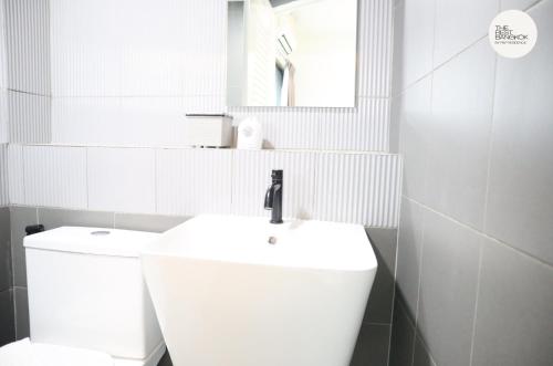 The Rest Bangkok by P&P Residence - image 13
