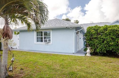 Private Studio Apartment in Vero Beach Florida in Lakewood Park (FL)