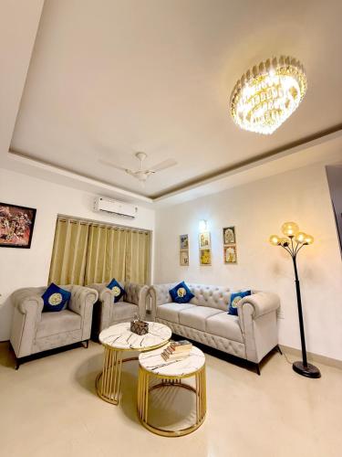 Meera Kunj - image 4