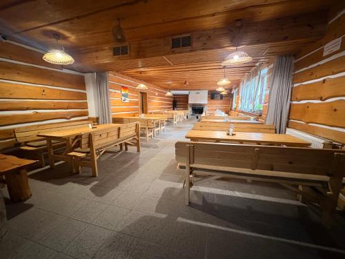 Restorāns, Horská Chata Šport (Horska Chata Sport) in Drienica