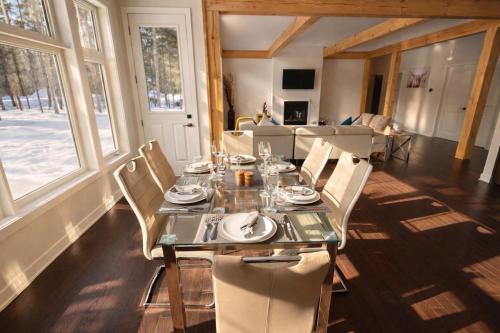 運動及活動, Muskoka Cottage Retreat with BBQ and Game Room Fun in 德懷特 (ON)