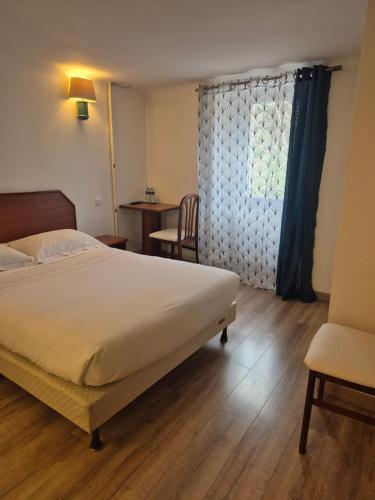 Hôtel Restaurant Le Lachens Room Type - Classic Double Room