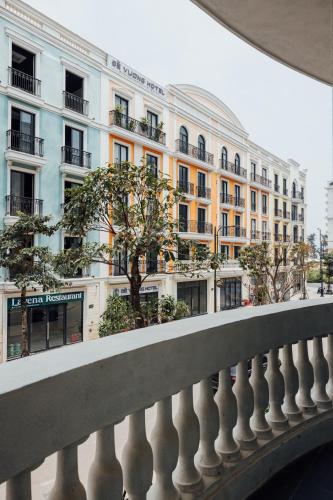 Lavena Boutique Hotel in 清化/岑山海灘