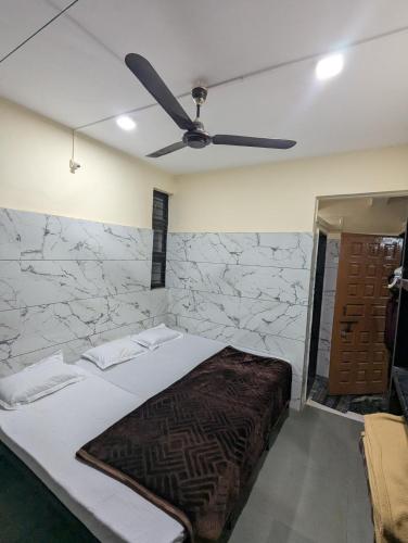 Hotel Tirth Purohit Park in Trimbak