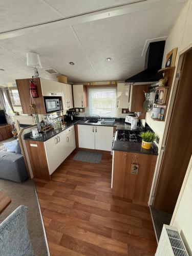 Sea View Holiday Home in Арброт