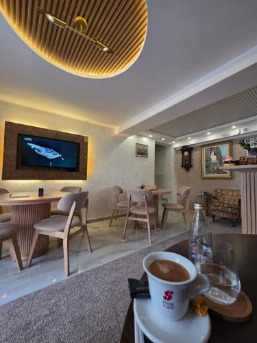 Vestabils, Hotel Mažijanik (Hotel Mazijanik) in Niksic