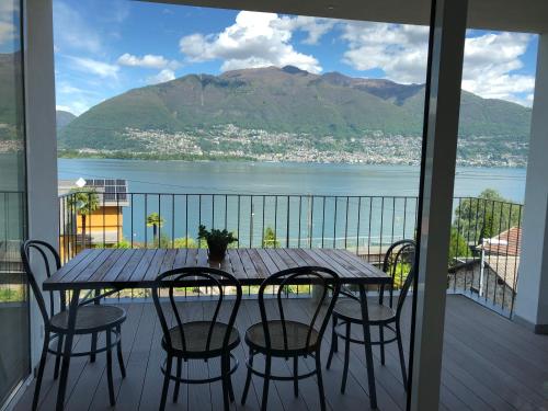 Casa Gabriella - Sonniges Familienparadies am Lago Maggiore – khách sạn tại San Nazzaro