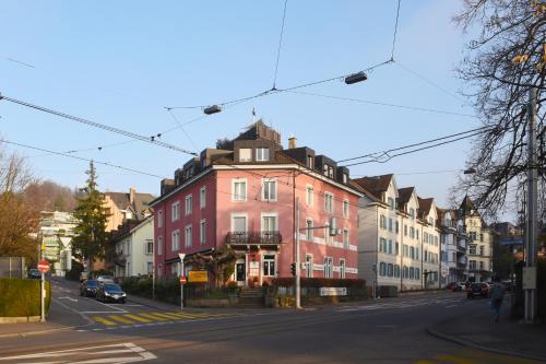 Swiss Star California - Self Check-In, Curych