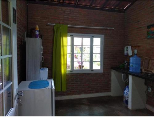 Chalé Guaíras (Chale Guairas) in Mulungu