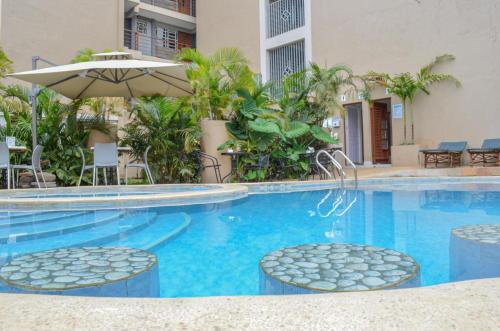 Zwembad, Shelvic Resort Ruiru in Ruiru