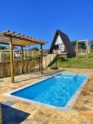Úszómedence, Cabana Completa Jacuzzi, Piscina, Área Gourmet em Porangaba (Cabana Completa Jacuzzi, Piscina, Area Gourmet em Porangaba) in Porangaba (Sao Paulo)