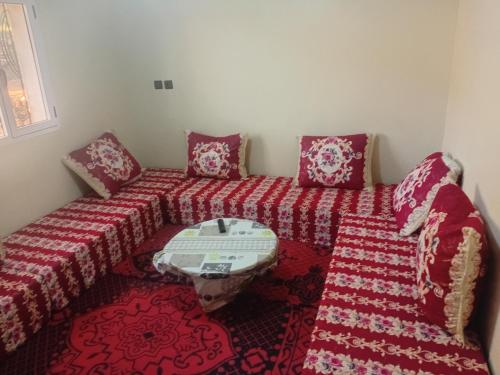 منزل للكراء اليومي بعيون أم الربيع (منزل للكراء اليومي بعيون أم الربيع) in Jemaa de Mrirt