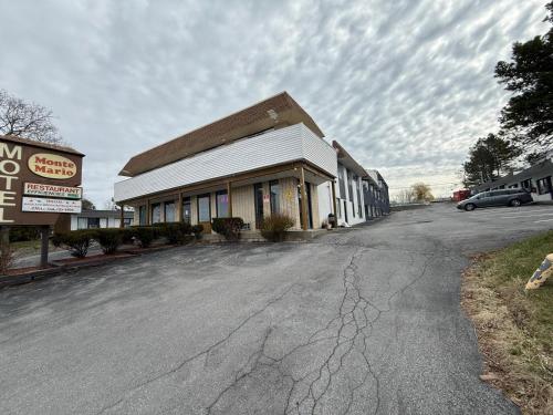 Monte Mario Motel & Efficiency in Latham