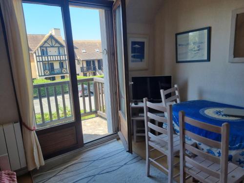 Charmant appartement , t2 , 50 m de la mer - Location saisonnière - Ouistreham