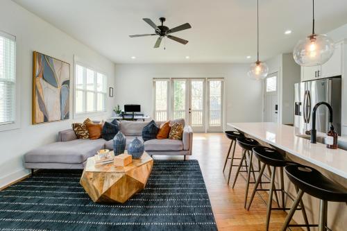 Atlanta Townhome: Walk to Mercedes-Benz Stadium! in Mechanicsville
