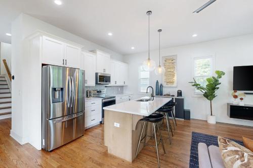 Atlanta Townhome: Walk to Mercedes-Benz Stadium! in Mechanicsville