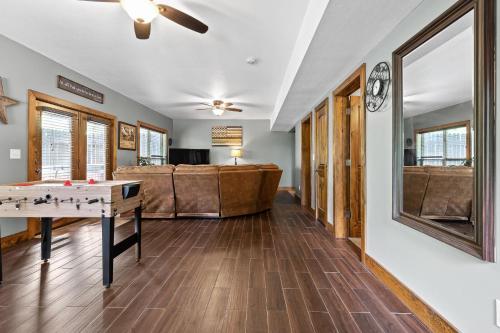 Updated Cabin - Hiwassee Highlife in Kalhouna (TN)