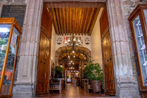 Hotel Los Escudos in ปัทซ์คูโร่