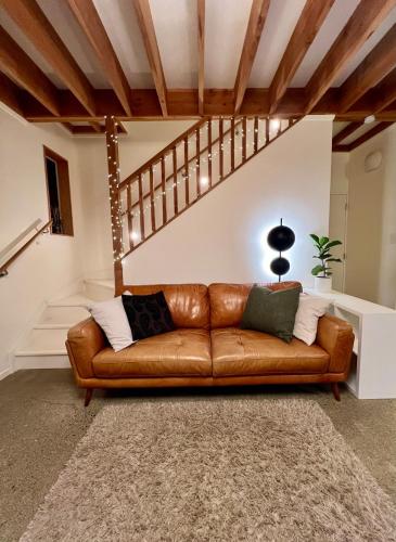 Beech Hill - Pet Friendly Holiday Home in Mahana
