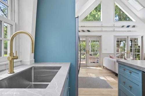 The Songbird by Juniper Holiday + Home in Union Pier (MI)