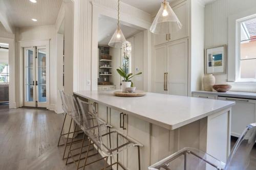 Lavish Mississippi Home Steps from Beach - image 7