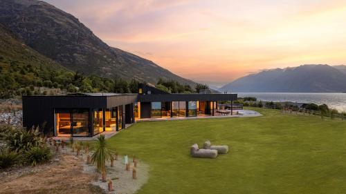 Wye Creek Residence by Sotheby's Luxury Rental Homes – khách sạn tại The Remarkables