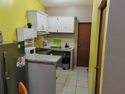 Hostal La Campana in ซาน มิเกล