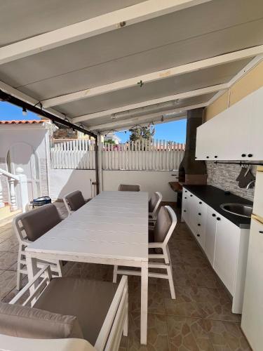Villa in Sonneland with pool and BBQ - image 2