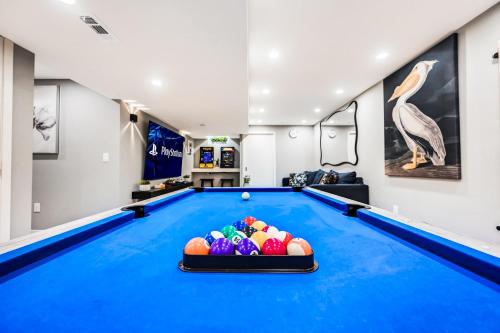 Modern 5BR, Kid-Friendly Home In Poconos with Pool Table, East Stroudsburg (Foto 7)