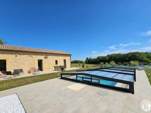 Maison de charme au cœur du Périgord avec piscine privative et parking - FR-1-616-496 gîte à louer Roques