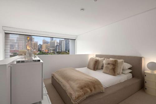 Modern Stay with Skyline Views in Darlinghurst - image 11