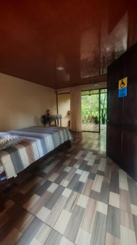 Cabañas Montañas del Tenorio (Cabanas Montanas del Tenorio) in Guatuso