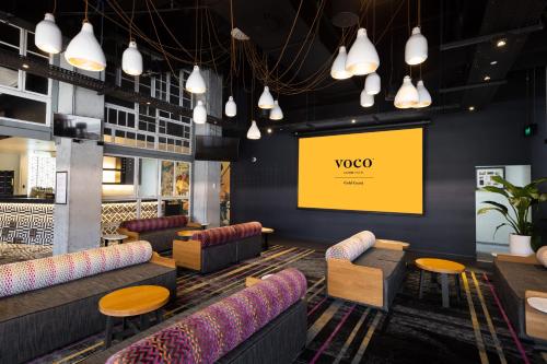 Pub/salon, voco Gold Coast By IHG in Gold Coast
