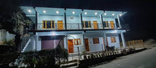 Sunset home stay - Ranikhet Sunset home stay - Ranikhet