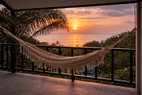 Panoramic Seaview New Bungalow, Salad Beach
