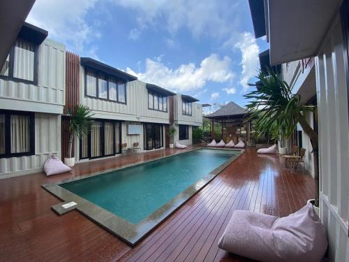 Allende Canggu, Canggu