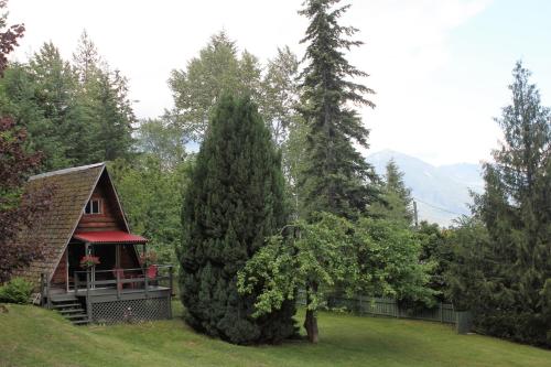 Sunny Bluffs Chalets