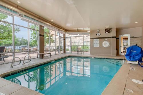 مسبح, فندق كامبريا مطار دنفر الدولي (Cambria Hotel Denver International Airport) in مطار دنفر الدولي