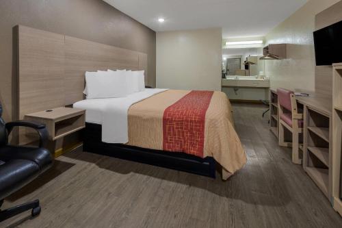 Rodeway Inn in Elkton, USA