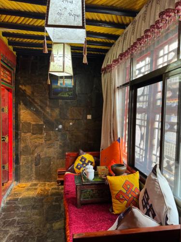 House Of Shambhala in Csengguan