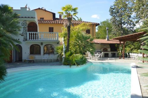 Зовнішній вигляд готелю, Podere San Lorenzo in Терра Брачіоліні