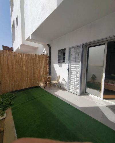 Résidence Nafissa Ezzahra Kelibia (Residence Nafissa Ezzahra Kelibia) in Ezzahra (Bin `Arus)