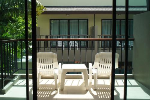 Camera doppia o twin, deluxe, vista sulla piscina
