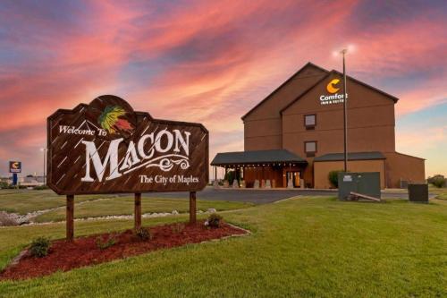 Comfort Inn & Suites Macon – Macon, MO
