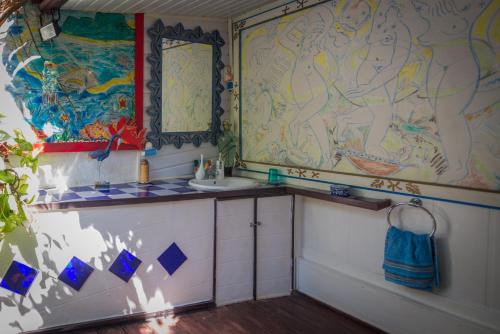 Check-in/out [private]